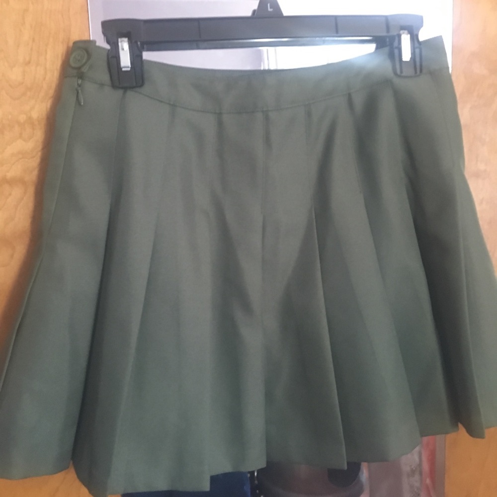 olive green pleated skirt